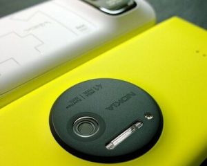 [Rumeur] Et si l'on pensait déjà au successeur du Nokia Lumia 1020 ?