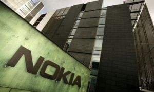 Nokia chute en bourse face à une concurrence féroce