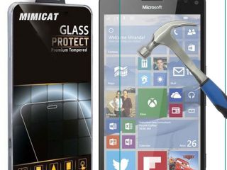 Lumia 950 et 950 XL : des accessoires apparaissent déjà sur le site d'Amazon