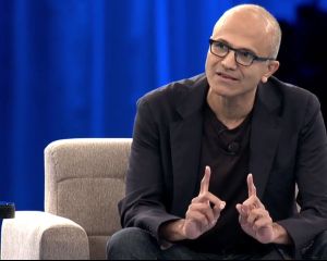 Satya Nadella toujours préféré au sein de Microsoft comparé à son prédécesseur ?