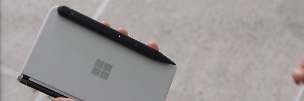 Surface Duo 2 : recharger le stylet sur le téléphone coûtera 65$