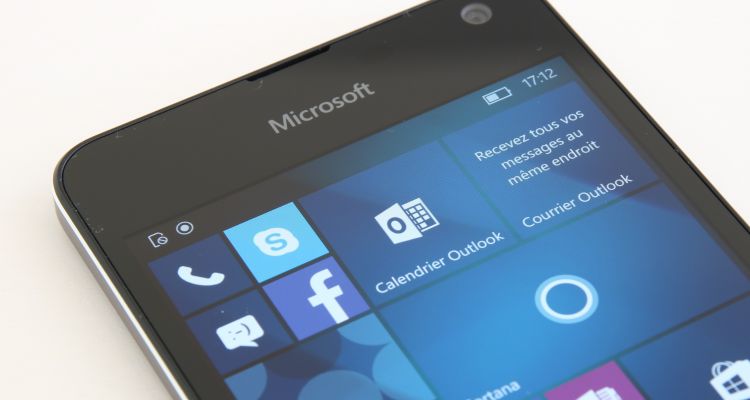 Test du Microsoft Lumia 650 sous Windows 10 Mobile