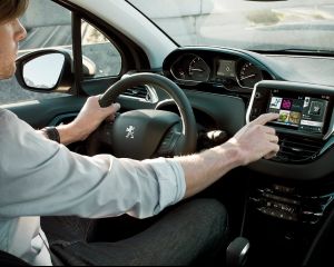Mobile Device for Safe Driving : une batterie d'idées pour sécuriser la conduite