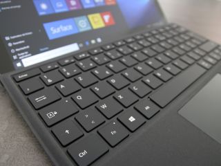 Nouvelle mise à jour firmware pour Surface Pro 4 et Surface Book