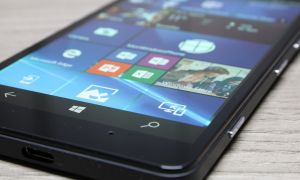 Test du Microsoft Lumia 950 sous Windows 10 Mobile