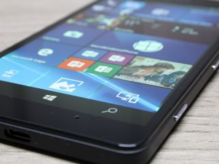 Test du Microsoft Lumia 950 sous Windows 10 Mobile