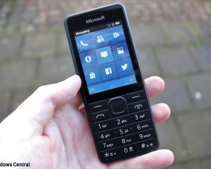 Microsoft concevait également un téléphone classique aux airs de Windows Phone