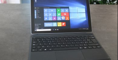 [Bon plan] Surface Pro 4 : jusqu'à 400€ de réduction sur la tablette avec Amazon
