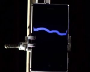 [Expérience] Recharger son Nokia Lumia avec la force d'un éclair