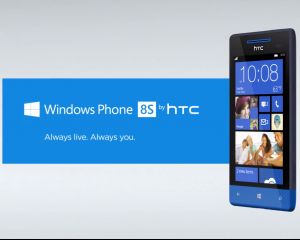 Publicité haute en couleurs pour le Windows Phone HTC 8S