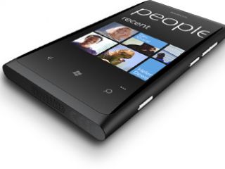 Présentation du Nokia Lumia 800 et spécifications techniques [MAJ²]