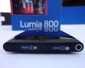 Déballage du Nokia Lumia 800 par Mon Windows Phone