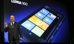 Nokia Lumia 900 : déballage & test par TechFeedTV