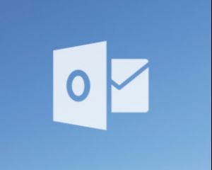 Windows 10 desktop : les apps Courrier et Calendrier fuitent via la Build 10051