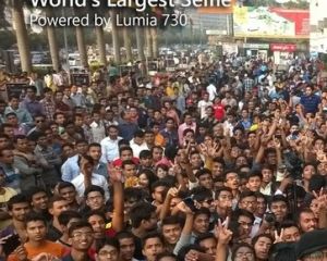 Nokia Lumia 730 et le plus grand selfie du monde
