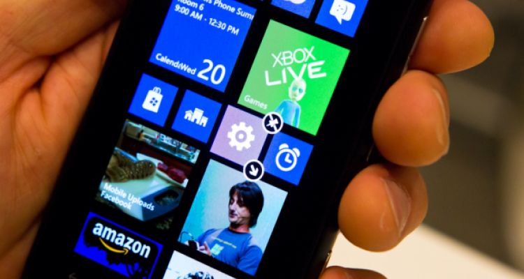 Nokia : partenariats exclusifs avec les opérateurs pour lancer les WP8
