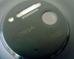 Le Nokia Lumia 1020 sur Materiel.net à 699,99€ (précommande)