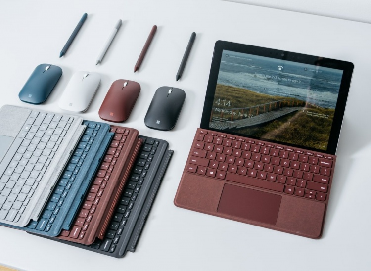Microsoft-Surface-Go-WIRED
